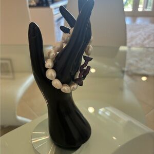 Elegant Fresh Water Pearl Bracelet with Purple Accent Everything 189.00 esch